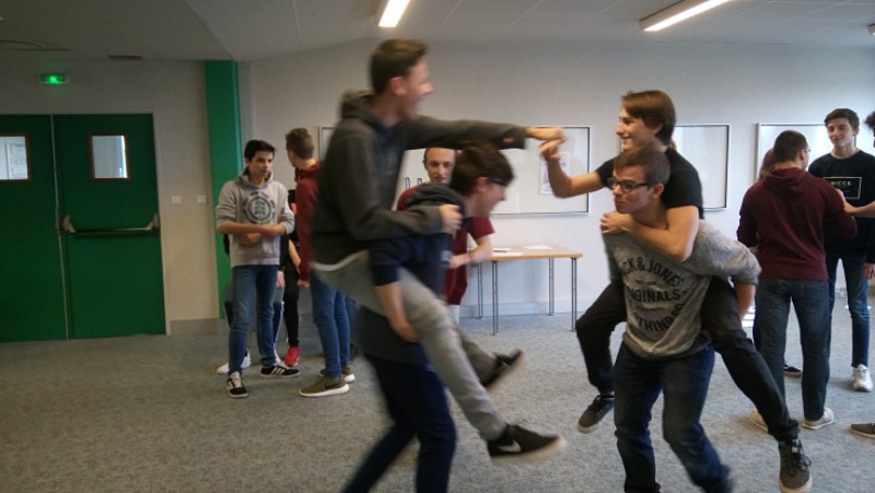 D&eacute;couverte chor&eacute;graphique :  Lyc&eacute;e Pablo Neruda et la Sc&egrave;ne Nationale de Dieppe